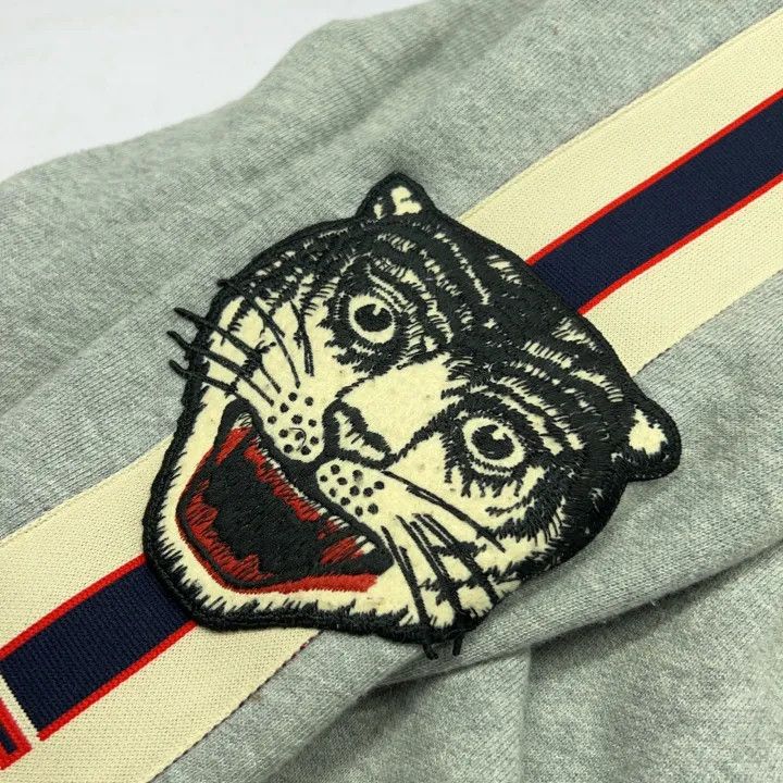 Gucci Gucci Gray Tiger Logo Sweatpants Size US 26 / EU 42 - 13 Thumbnail