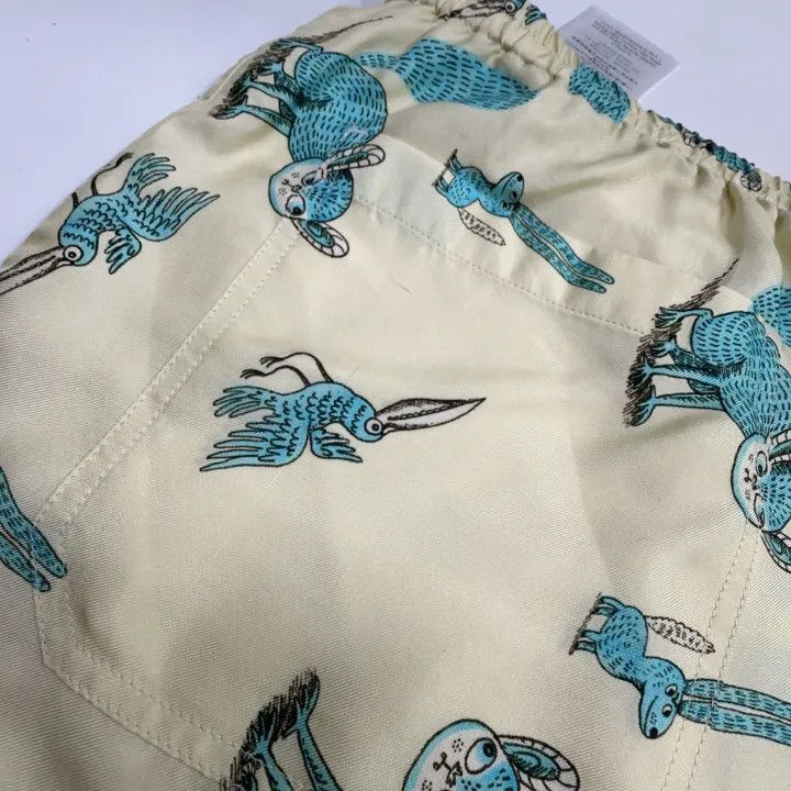 Gucci Gucci x Freya Hartas Printed Silk Shorts Size US 44 / EU 60 - 9 Thumbnail