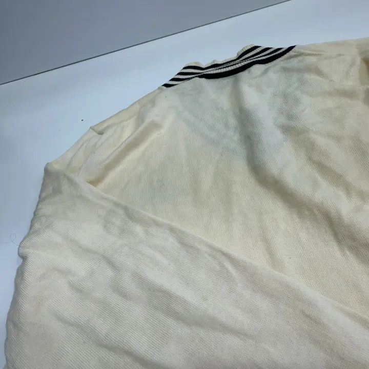 Gucci Gucci Bee Pattern V-Neck Wool Sweater for Men Size US L / EU 52-54 / 3 - 14 Thumbnail