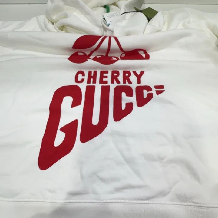 Gucci Gucci x Disney Cherry Print Hoodie Size US L / EU 52-54 / 3 - 8 Thumbnail