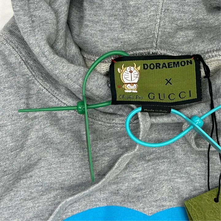 Gucci Gucci x Doraemon Embroidered Hoodie for Men Size US XL / EU 56 / 4 - 2 Thumbnail