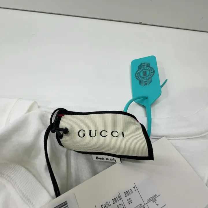 Gucci Gucci Vintage Logo Short Sleeve T-Shirt Size US L / EU 52-54 / 3 - 4 Thumbnail