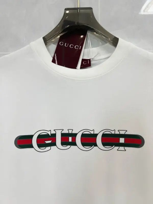 Gucci Gucci Lido Logo Print Short Sleeve Tee Size US L / EU 52-54 / 3 - 8 Thumbnail