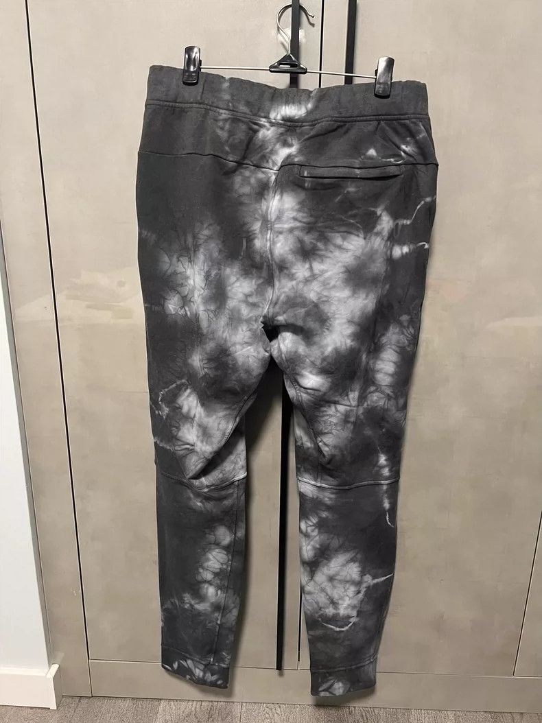 Lululemon Lululemon Tie-Dye Casual Pants Size M Size US 27 - 2 Thumbnail