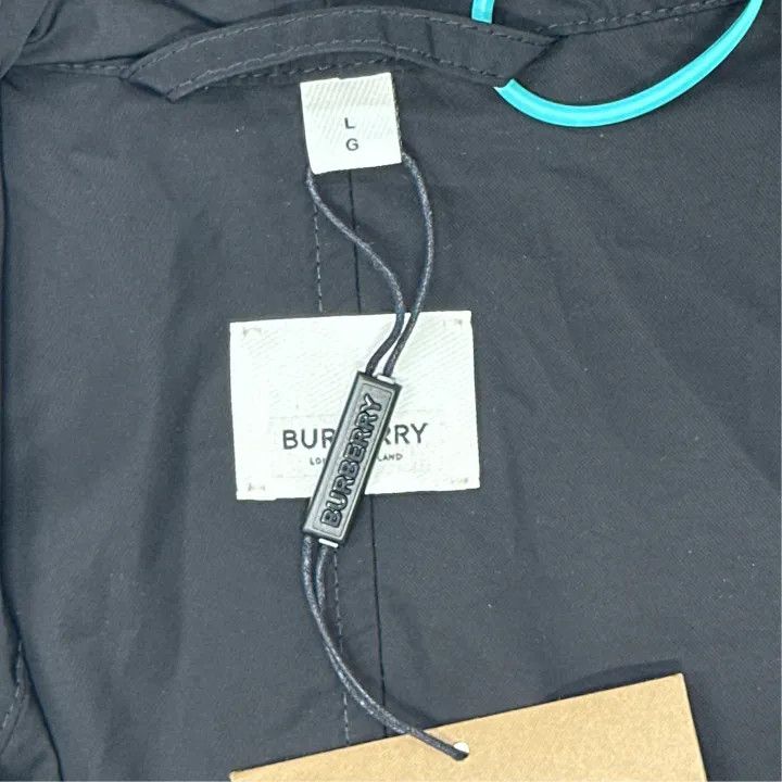 Burberry Burberry Black Logo Printed Hooded Jacket Size US L / EU 52-54 / 3 - 2 Thumbnail