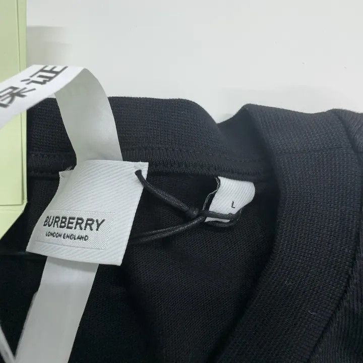 Burberry Burberry Embroidered Equestrian Short Sleeve T-Shirt Size US L / EU 52-54 / 3 - 2 Thumbnail