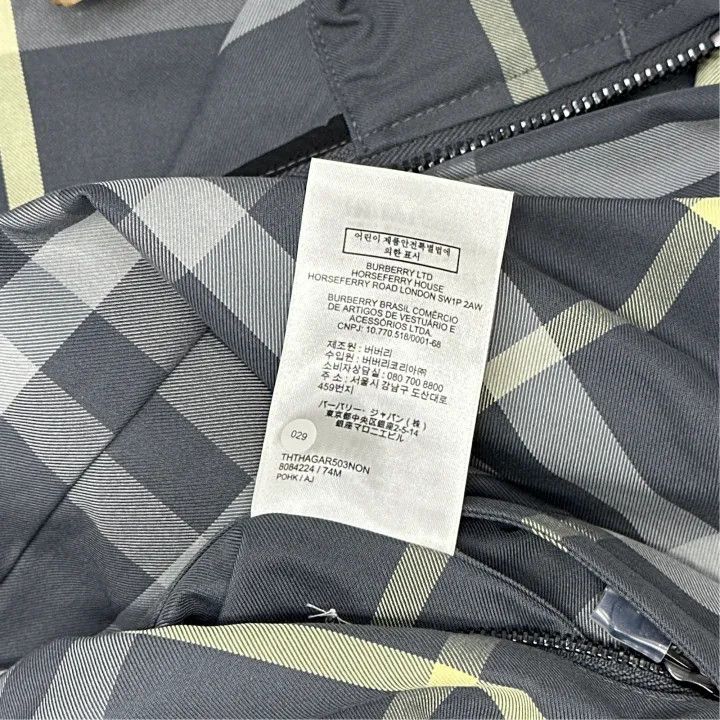 Burberry Burberry Hooded Coat with Check Pattern Size US XL / EU 56 / 4 - 4 Thumbnail