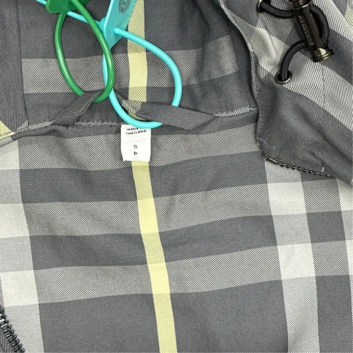 Burberry Burberry Black Plaid Zip Hoodie Jacket Size US S / EU 44-46 / 1 - 4 Thumbnail