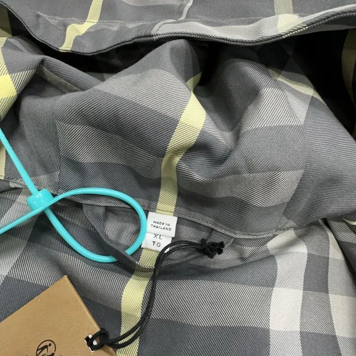Burberry Burberry Check Pattern Hooded Jacket Size US XL / EU 56 / 4 - 3 Thumbnail