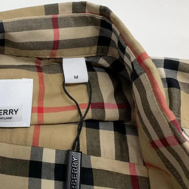 Burberry Burberry Patch Logo Short Sleeve Shirt Brown Size US M / EU 48-50 / 2 - 9 Thumbnail