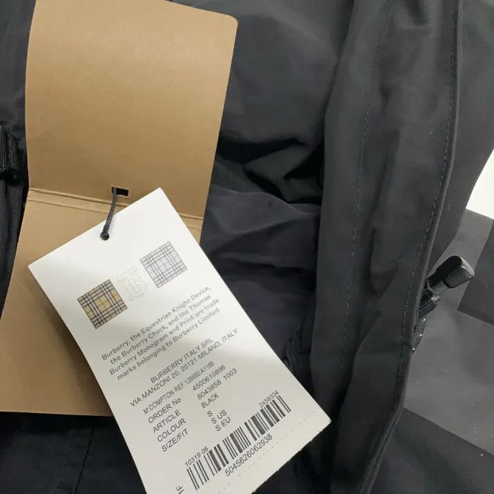 Burberry Burberry Hooded Letter Print Casual Jacket Size US S / EU 44-46 / 1 - 6 Thumbnail