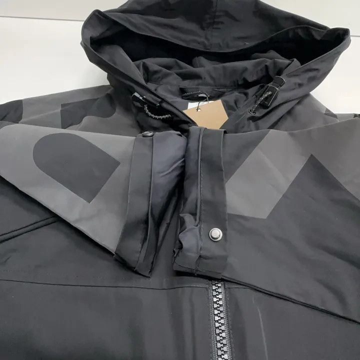 Burberry Burberry Hooded Letter Print Casual Jacket Size US S / EU 44-46 / 1 - 9 Thumbnail