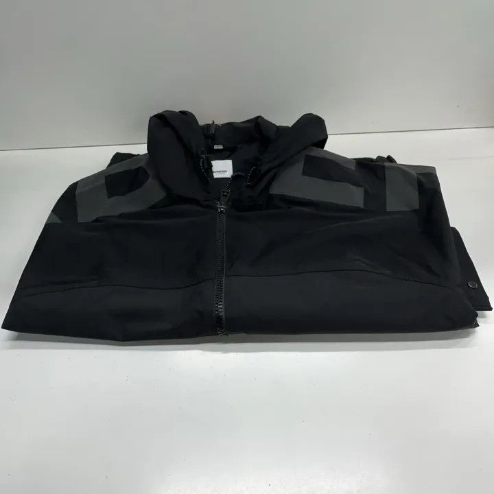 Burberry Burberry Hooded Letter Print Casual Jacket Size US S / EU 44-46 / 1 - 14 Thumbnail