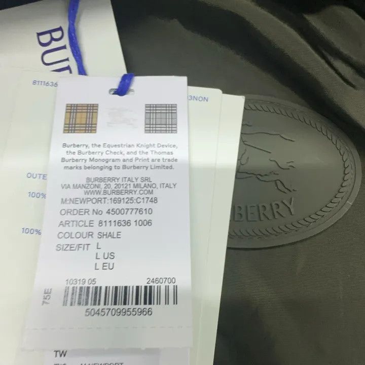 Burberry Burberry SS25 Hooded Zip Jacket for Men Size US L / EU 52-54 / 3 - 4 Thumbnail