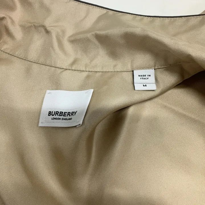 Burberry Burberry Logo Pattern Short Sleeve Shirt for Men Size US M / EU 48-50 / 2 - 10 Thumbnail