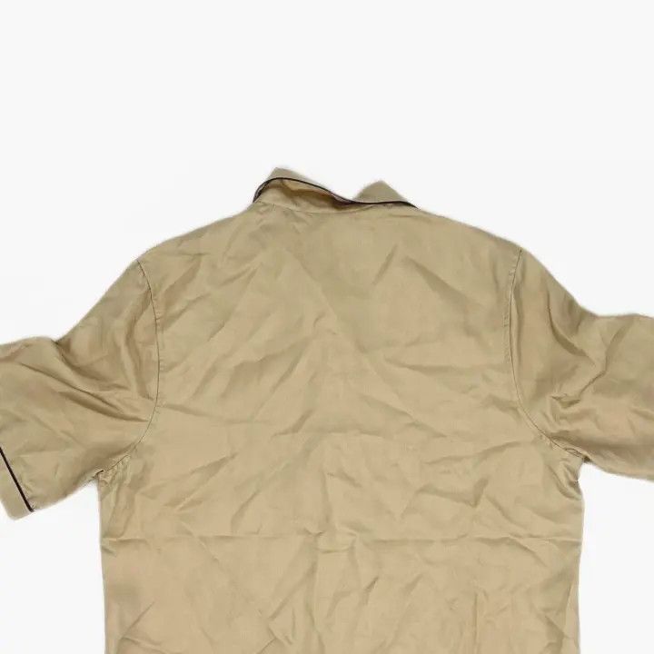Burberry Burberry Logo Pattern Short Sleeve Shirt for Men Size US M / EU 48-50 / 2 - 4 Thumbnail