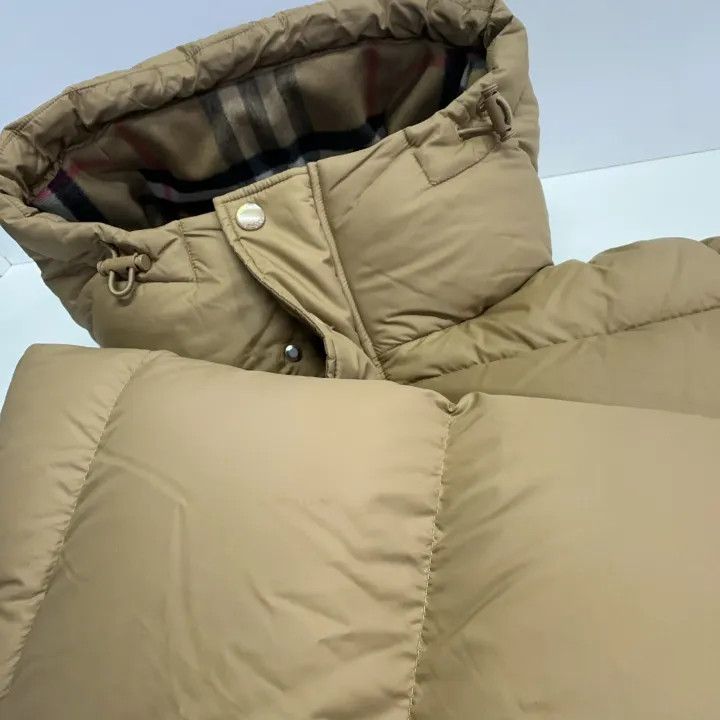 Burberry Burberry Quilted Puffer Jacket with Hood Size US L / EU 52-54 / 3 - 7 Thumbnail