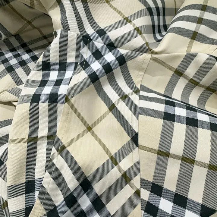 Burberry Burberry SS24 Double-Sided Plaid Hooded Jacket Size US L / EU 52-54 / 3 - 12 Thumbnail