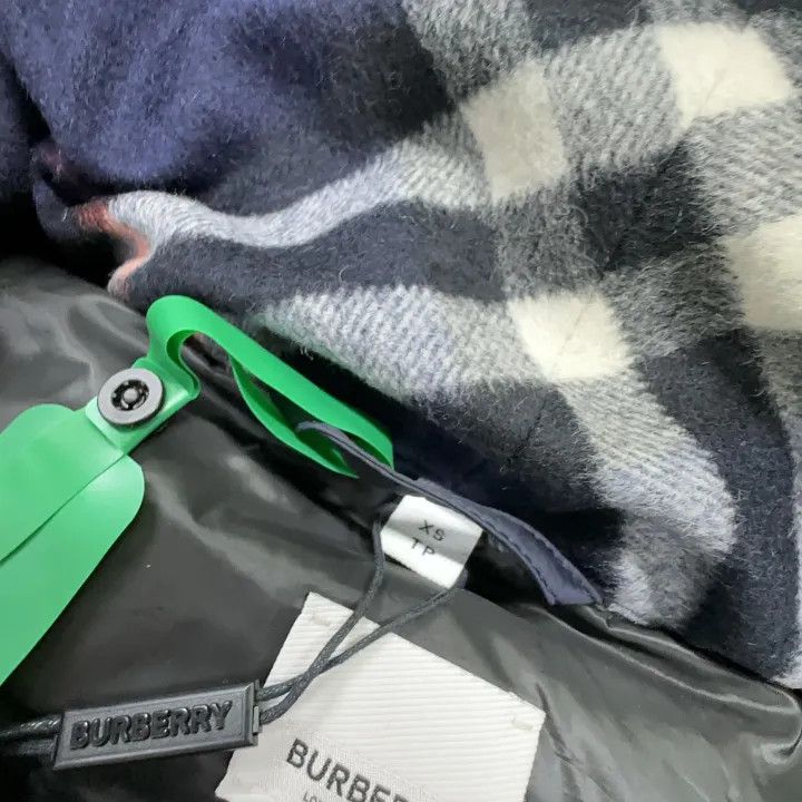 Burberry Burberry Navy Blue Hooded Down Jacket Size US XS / EU 42 / 0 - 6 Thumbnail