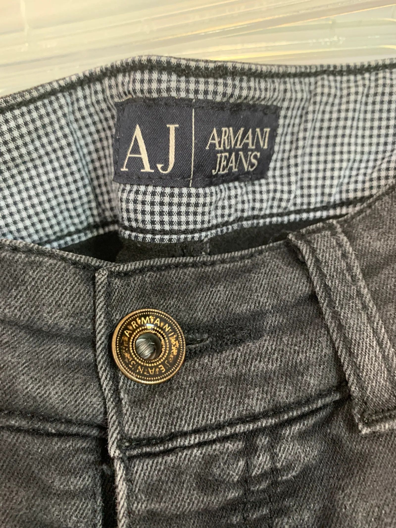 Armani Armani Jeans Size 28" / US 6 / IT 42 - 2 Thumbnail