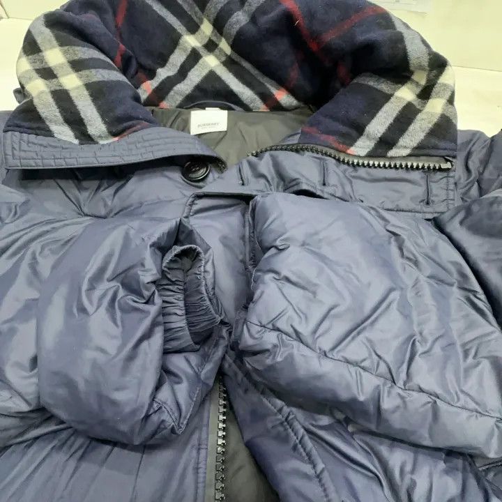Burberry Burberry Navy Blue Hooded Down Jacket Size US XL / EU 56 / 4 - 7 Thumbnail