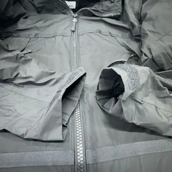 Burberry Burberry Lightweight Black Hooded Jacket Size US L / EU 52-54 / 3 - 8 Thumbnail