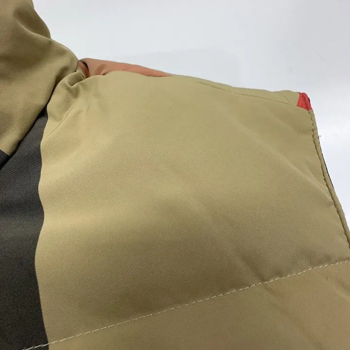 Burberry Burberry Unisex Reversible Sleeveless Down Vest Size US M / EU 48-50 / 2 - 11 Thumbnail