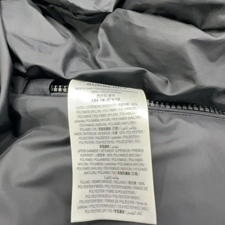 Burberry Burberry Unisex Reversible Sleeveless Down Vest Size US M / EU 48-50 / 2 - 7 Thumbnail