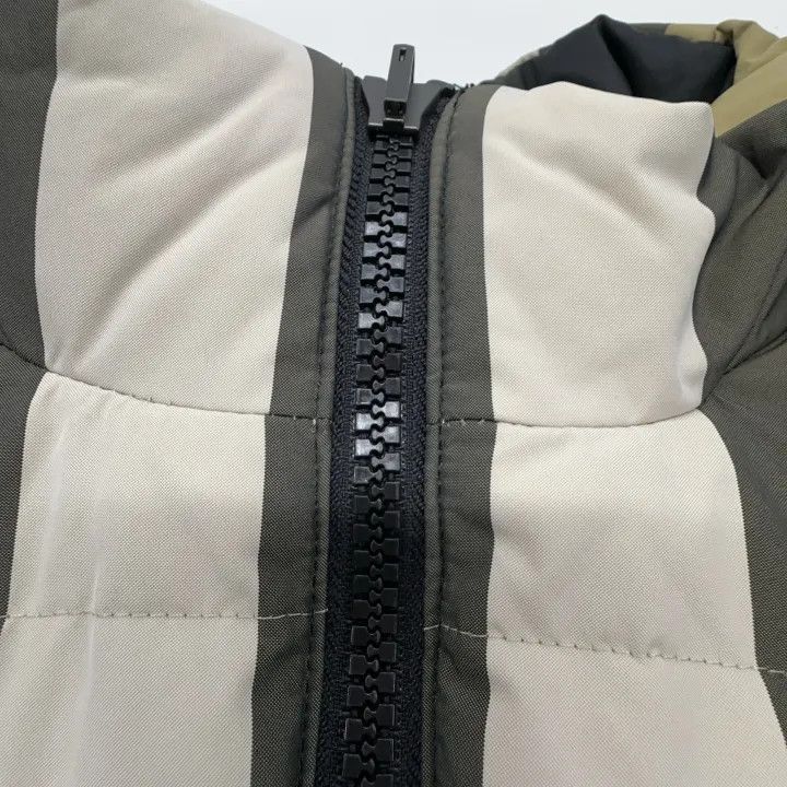 Burberry Burberry Unisex Reversible Sleeveless Down Vest Size US M / EU 48-50 / 2 - 12 Thumbnail