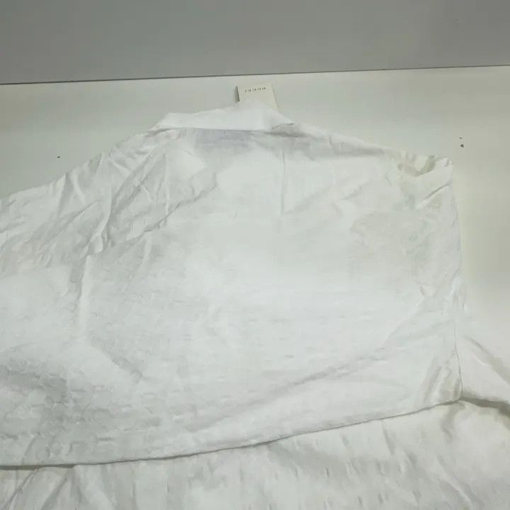 Gucci Gucci White Embroidered Logo Button-Up Shirt Size US XL / EU 56 / 4 - 13 Thumbnail