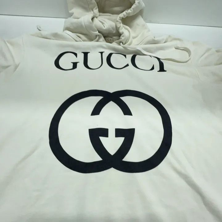 Gucci Gucci Logo Printed Hoodie for Men Size US L / EU 52-54 / 3 - 7 Thumbnail