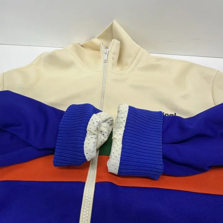 Gucci Gucci Colorful Logo Zip Jacket for Men Size US M / EU 48-50 / 2 - 9 Thumbnail