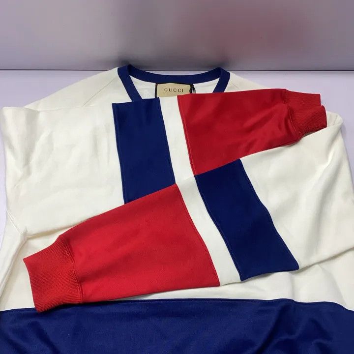 Gucci GUCCI Embroidered V-Neck Long Sleeve Sweater Size US M / EU 48-50 / 2 - 10 Thumbnail