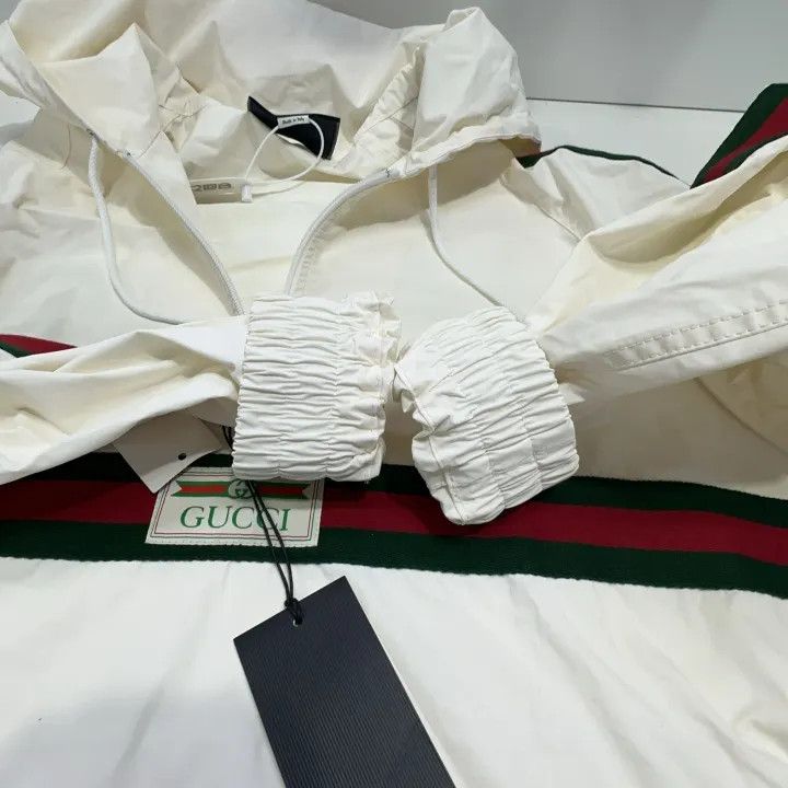 Gucci Gucci Logo Half-Zip Hooded Windbreaker Size US L / EU 52-54 / 3 - 8 Thumbnail