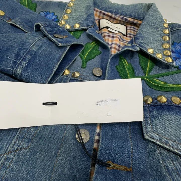 Gucci Gucci Blue Denim Jacket with Floral Embroidery Size US M / EU 48-50 / 2 - 4 Thumbnail
