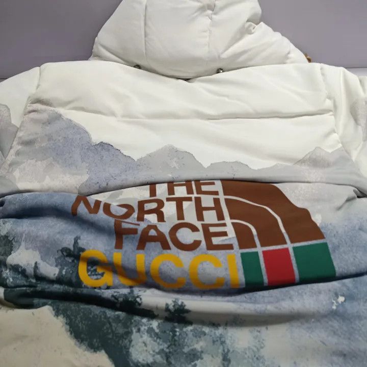 Gucci Gucci x The North Face Mountain Print Down Jacket Size US L / EU 52-54 / 3 - 9 Thumbnail