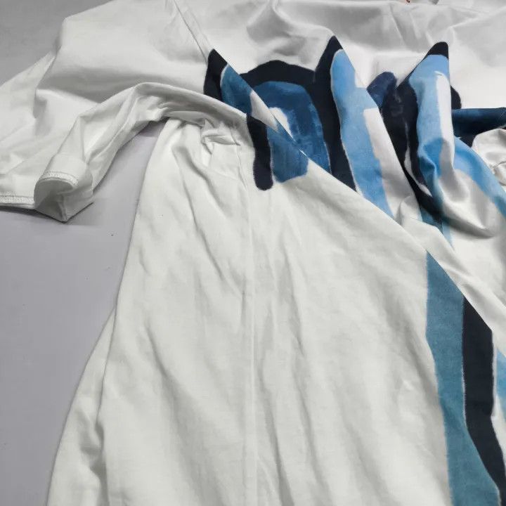 Marni Marni SS22 Graffiti Print Short Sleeve T-Shirt Size US M / EU 48-50 / 2 - 14 Thumbnail