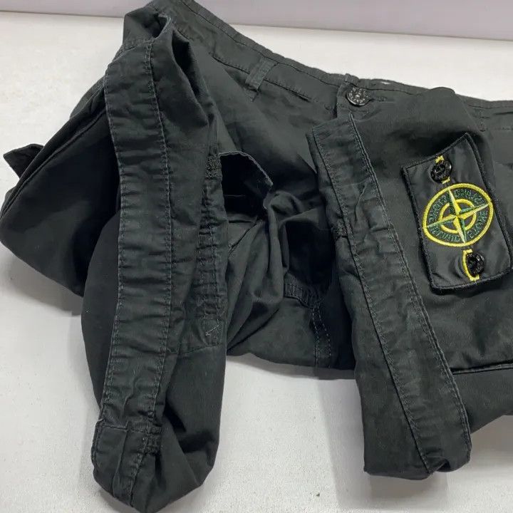 Stone Island Stone Island Black Casual Shorts for Men Size US 32 / EU 48 - 12 Thumbnail