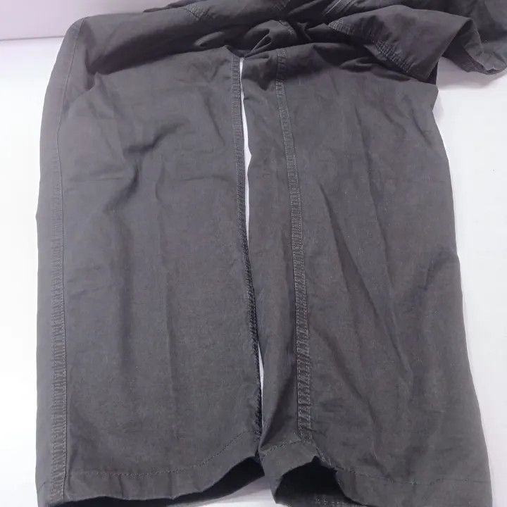 Stone Island Stone Island Relaxed Fit Casual Pants for Men Size US 32 / EU 48 - 11 Thumbnail