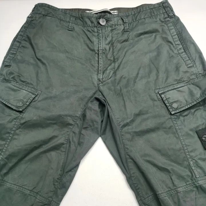 Stone Island Stone Island Black Cargo Sweatpants for Men Size US 31 - 11 Thumbnail
