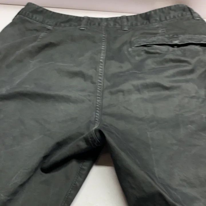 Stone Island Stone Island Black Cargo Pants for Men Size US 30 / EU 46 - 14 Thumbnail