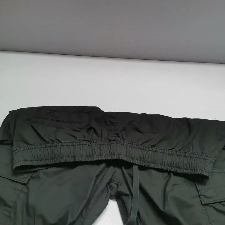 Stone Island Stone Island Black Cargo Pants for Men Size US 33 - 8 Thumbnail
