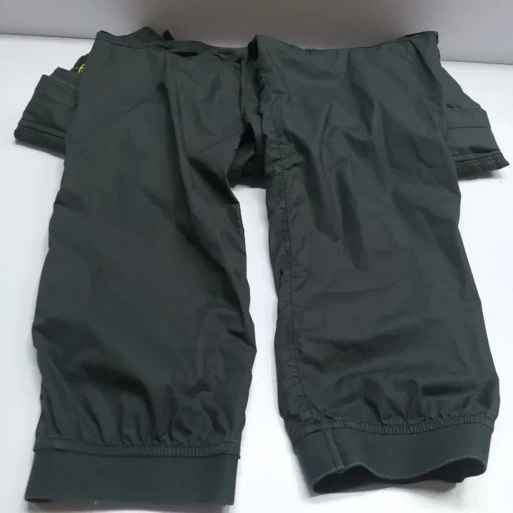 Stone Island Stone Island Black Cargo Pants for Men Size US 33 - 14 Thumbnail