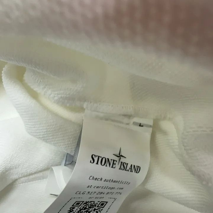 Stone Island Stone Island White Long Sleeve Crew Sweatshirt Size US L / EU 52-54 / 3 - 6 Thumbnail