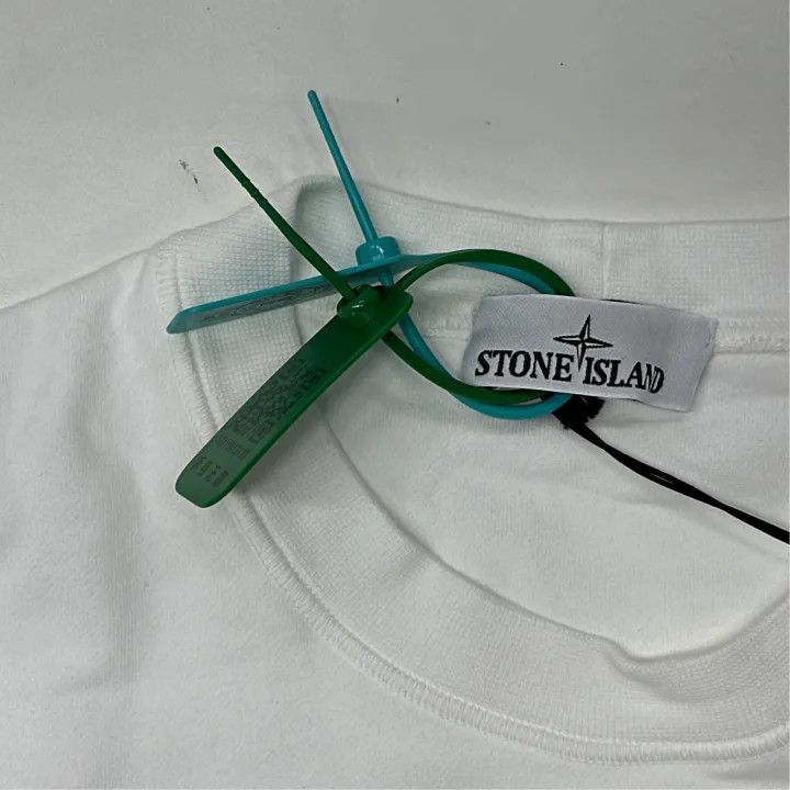 Stone Island Stone Island Embroidered Logo Sweatshirt for Men Size US L / EU 52-54 / 3 - 2 Thumbnail