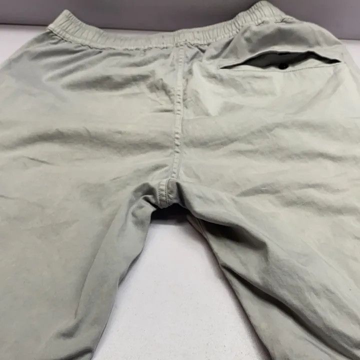 Stone Island Stone Island Classic Logo Cargo Pants Size US 29 - 18 Thumbnail
