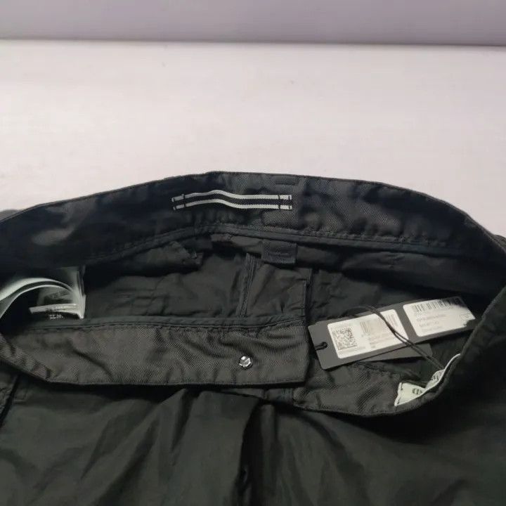 Stone Island Stone Island Black Cargo Bermuda Shorts Size US 32 / EU 48 - 8 Thumbnail