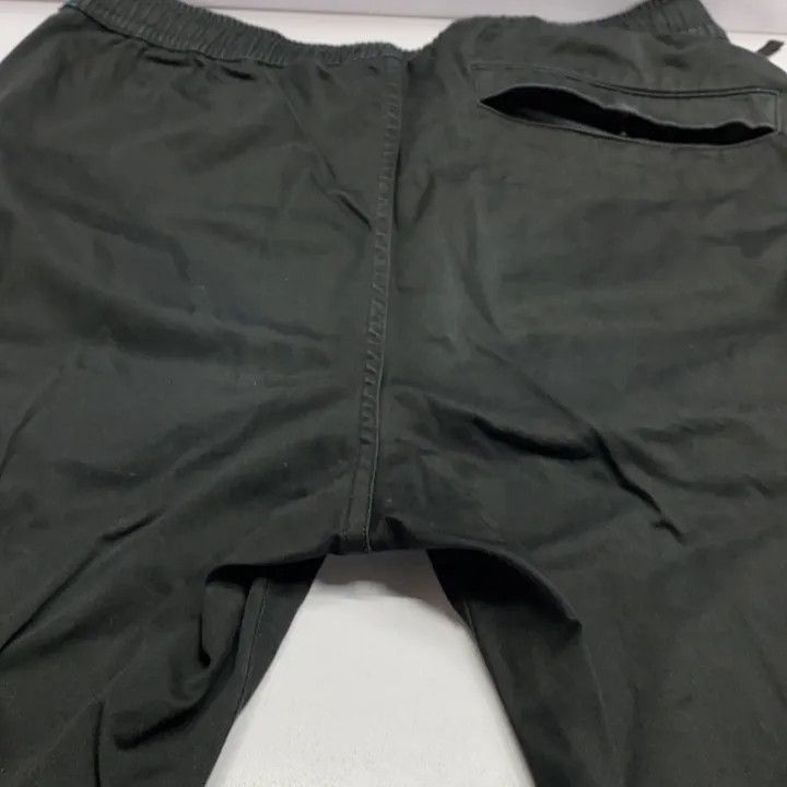Stone Island Stone Island Logo Slim Fit Casual Pants Size US 30 / EU 46 - 13 Thumbnail