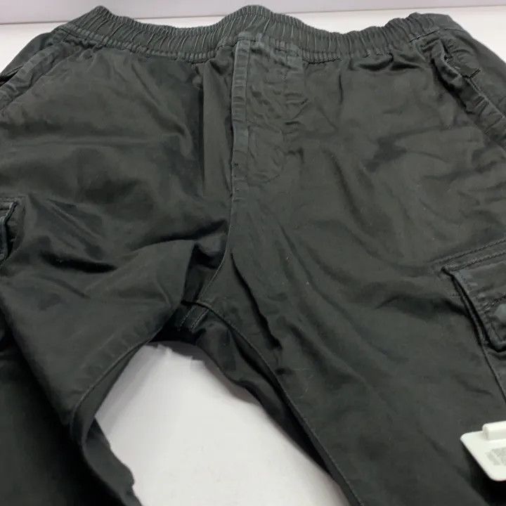 Stone Island Stone Island Logo Slim Fit Casual Pants Size US 30 / EU 46 - 15 Thumbnail