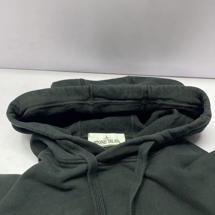 Stone Island Stone Island Classic Logo Hoodie for Men Size US S / EU 44-46 / 1 - 9 Thumbnail